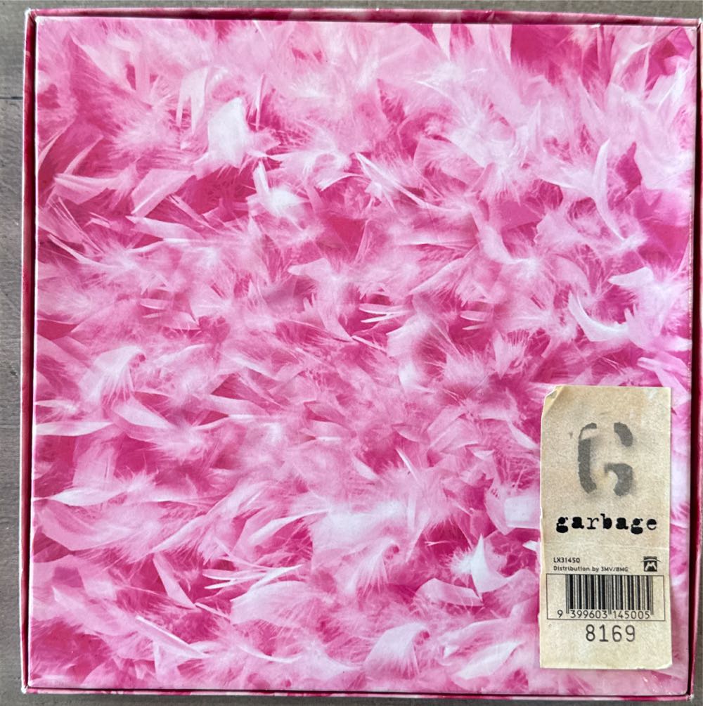 Garbage - Garbage (7”) music collectible [Barcode 9399603145005] - Main Image 2