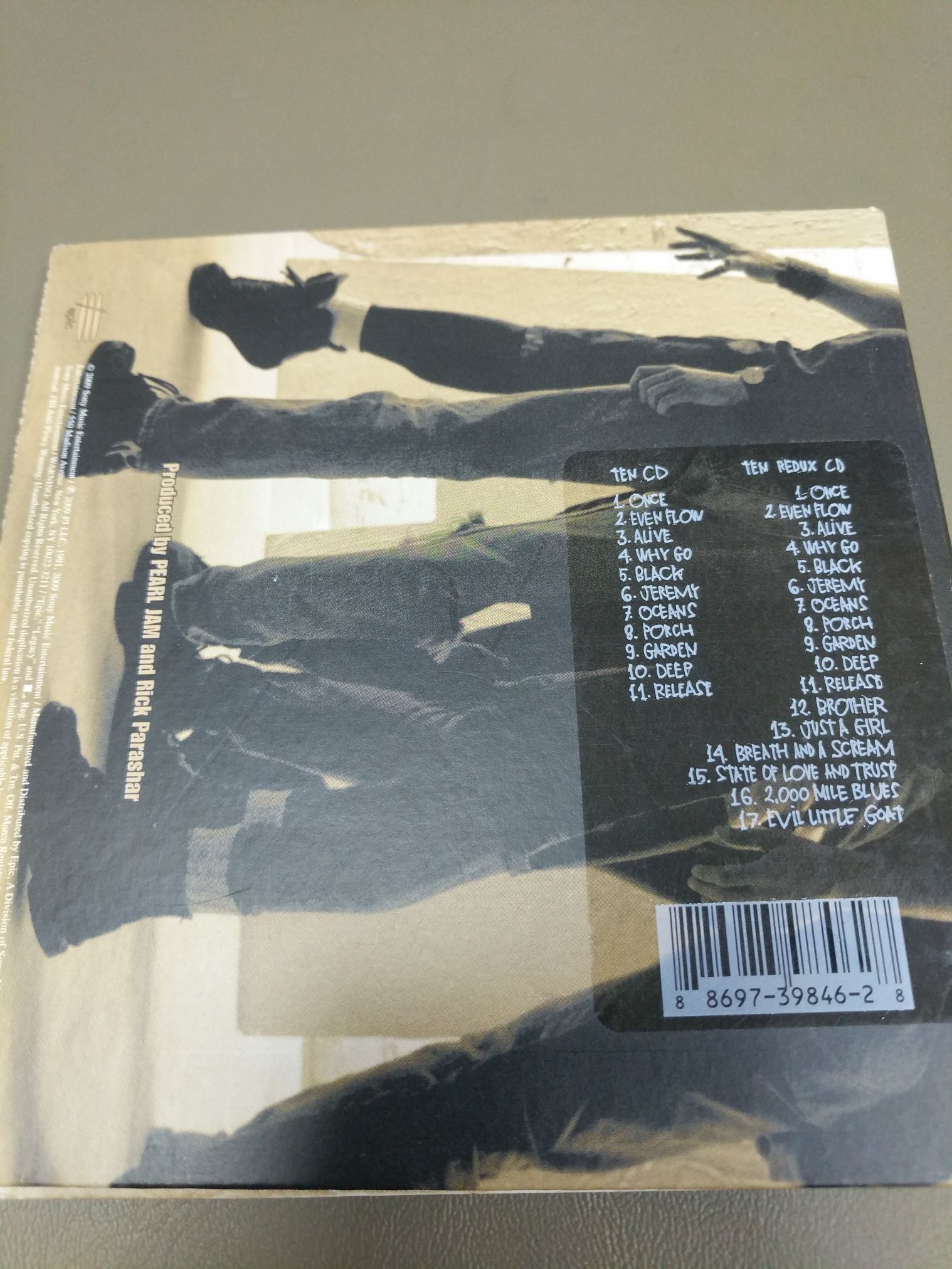 Ten - Pearl Jam (12”) music collectible [Barcode 2220614984628] - Main Image 2