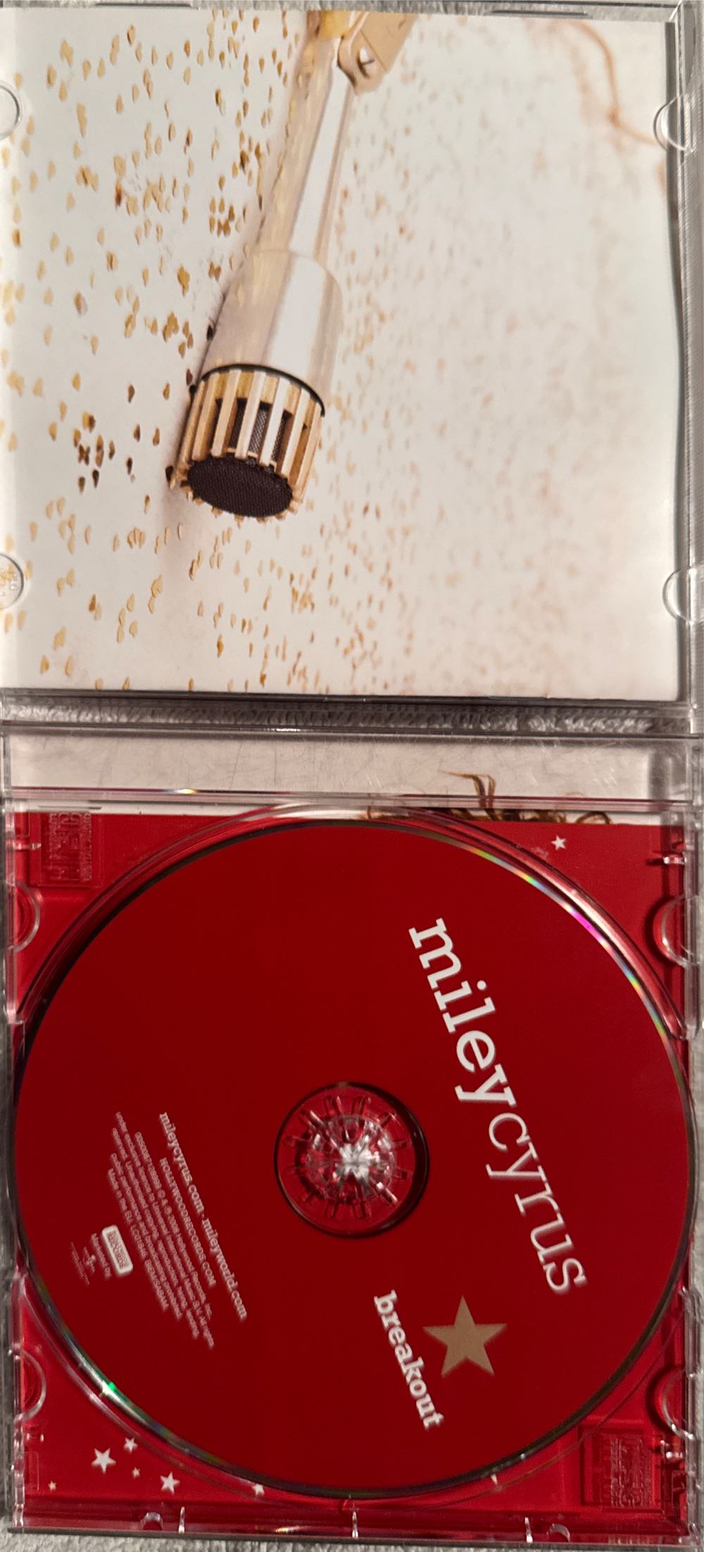 Breakout - Miley Cyrus (CD) music collectible [Barcode 050087128999] - Main Image 3