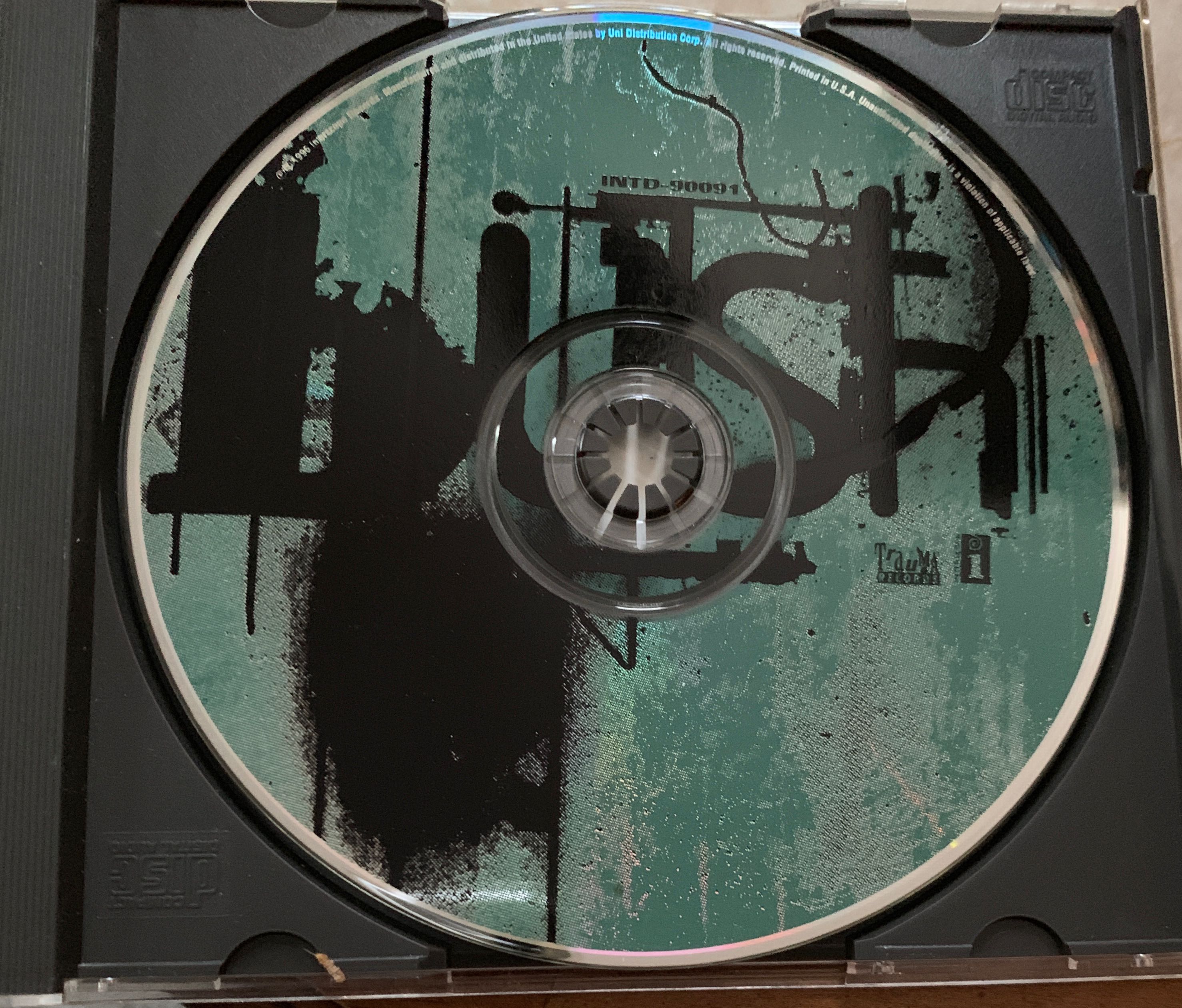 Razorblade Suitcase - Bush (CD - 62) music collectible [Barcode 020831173520] - Main Image 3