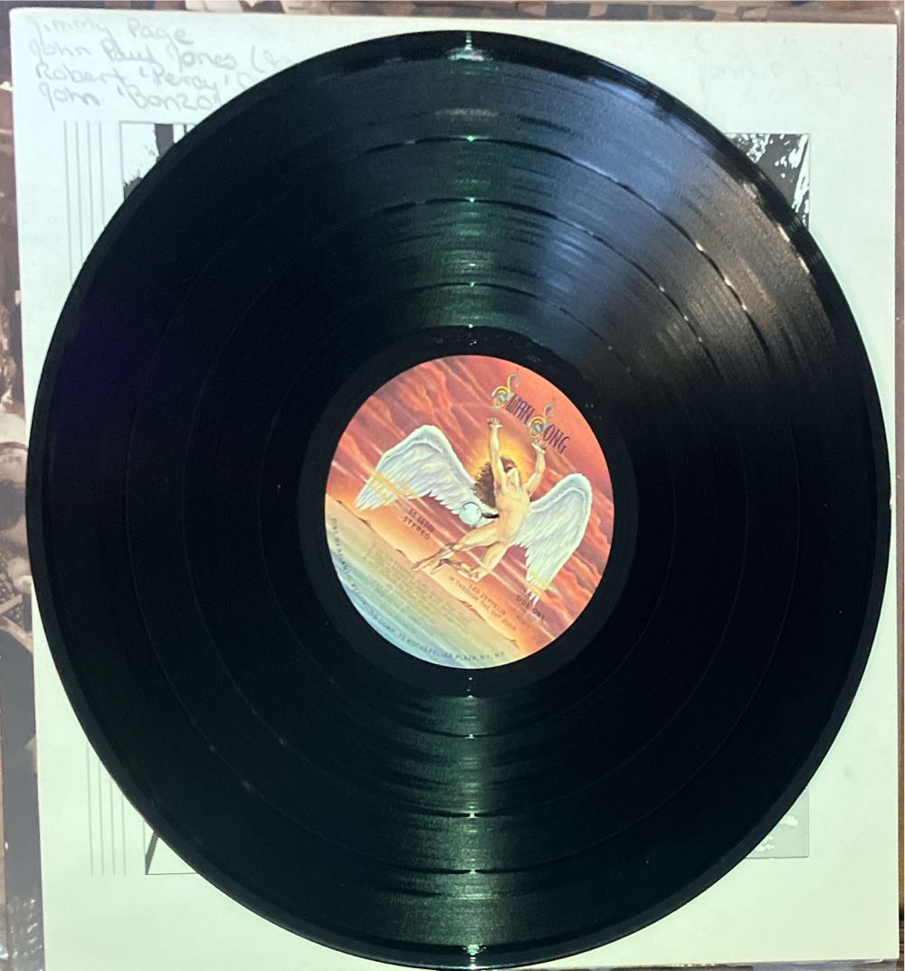 In Through The Out Door - Led Zeppelin (12” - 42) music collectible [Barcode 0075679244321] - Main Image 3