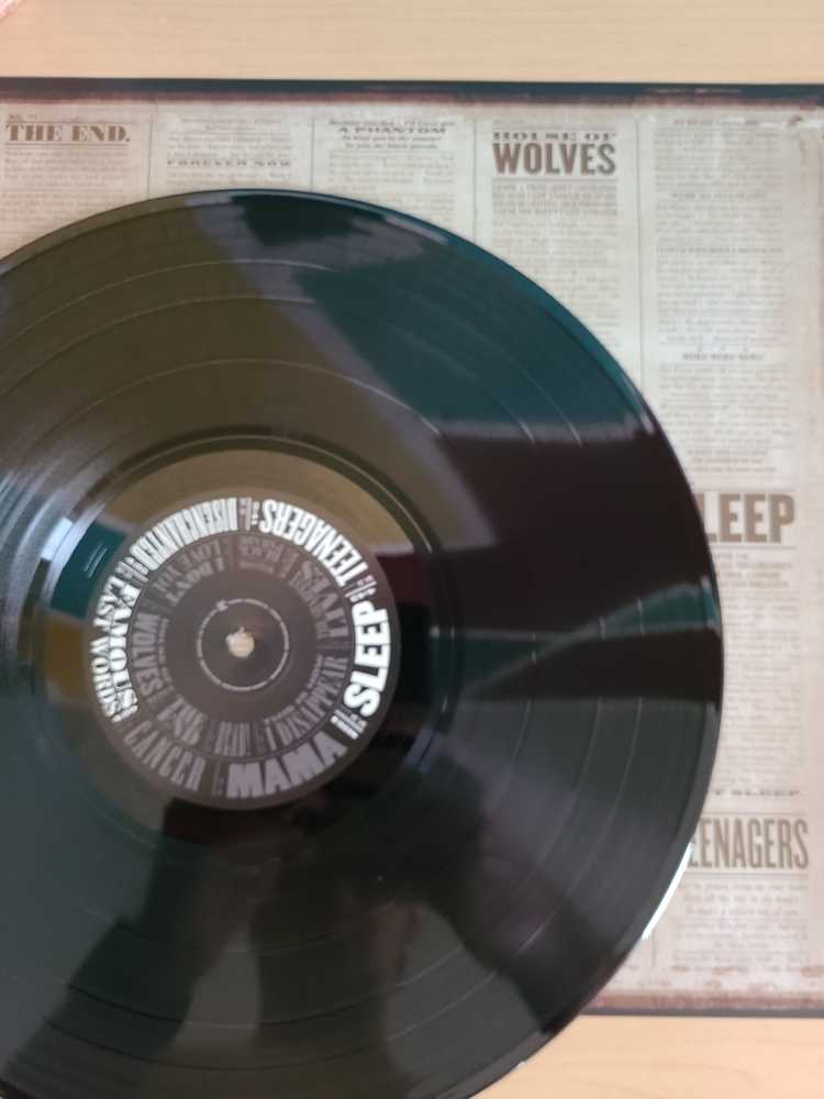 The Black Parade - My Chemical Romance (12” - 52) music collectible [Barcode 093624933595] - Main Image 4