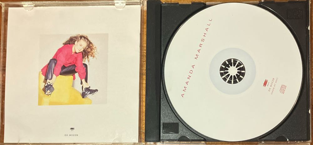 Amanda Marshall - Amanda Marshall (CD - 50) music collectible [Barcode 074648022922] - Main Image 3