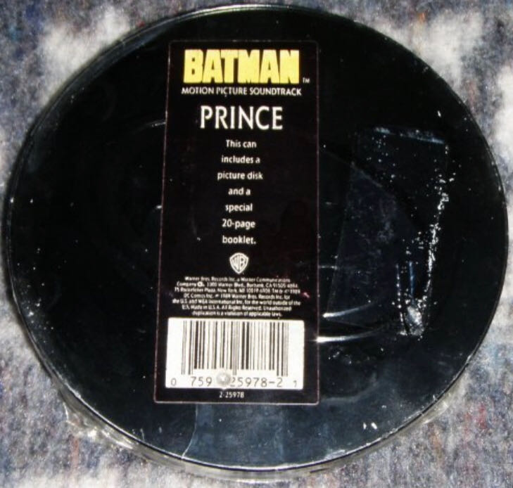 Batman Soundtrack - Prince (Cassette - 42:27) music collectible [Barcode 075992593649] - Main Image 2