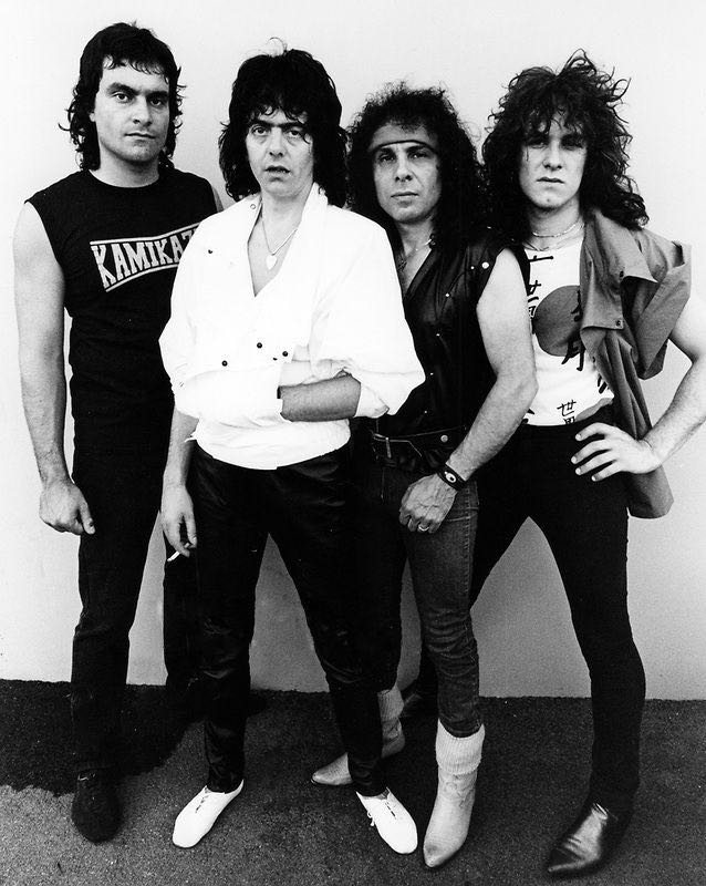 Holy Diver - Dio (12” - 41) music collectible [Barcode 075992383615] - Main Image 3