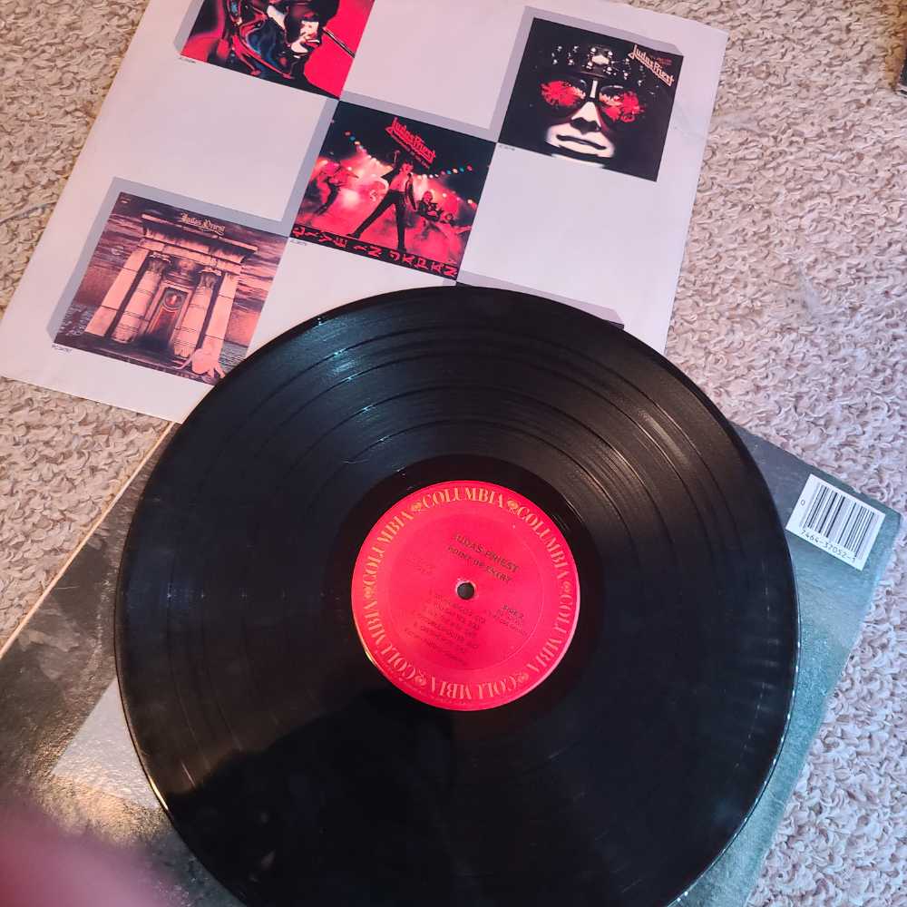 Point Of Entry - Judas Priest (12” - 42) music collectible [Barcode 074643705219] - Main Image 4