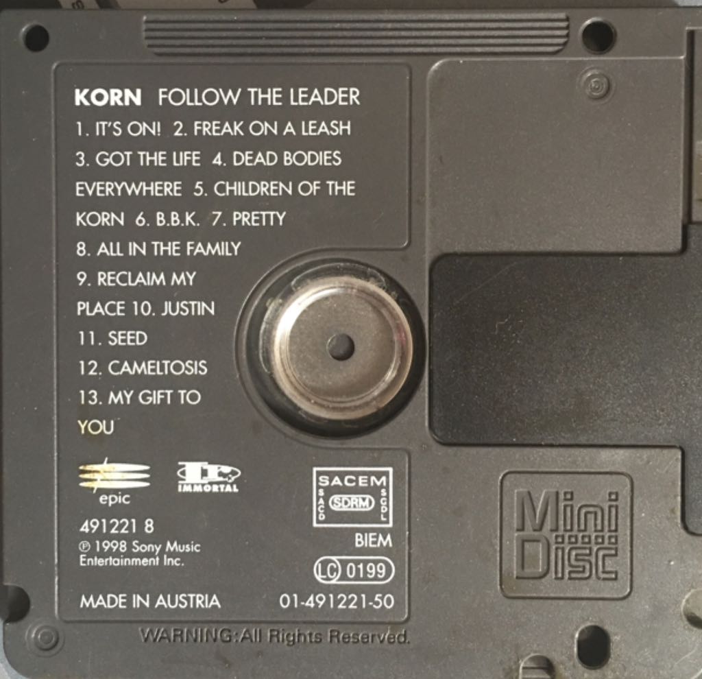 Follow The Leader - KORN (MiniDisc) music collectible [Barcode 5099749122185] - Main Image 2
