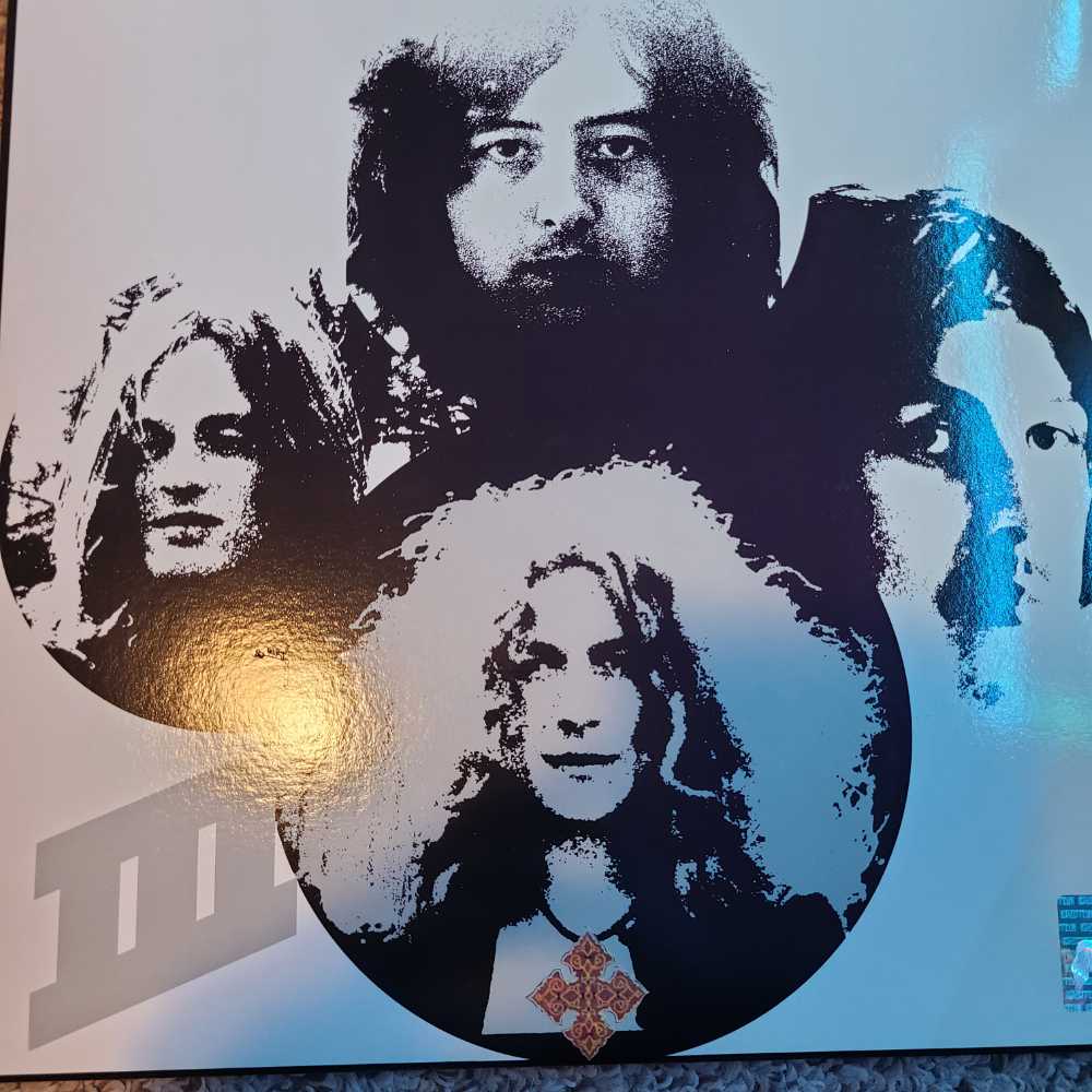 Led Zeppelin III - Led Zeppelin (MP3 - 43) music collectible [Barcode 4943674043965] - Main Image 2