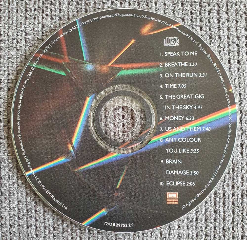 The Dark Side of the Moon - Pink Floyd (CD - 43) music collectible [Barcode 724382975229] - Main Image 3