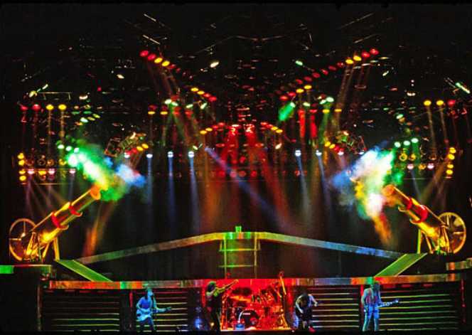 Blow Up Your Video - AC/DC (MP3 - 43) music collectible [Barcode 886973681022] - Main Image 4