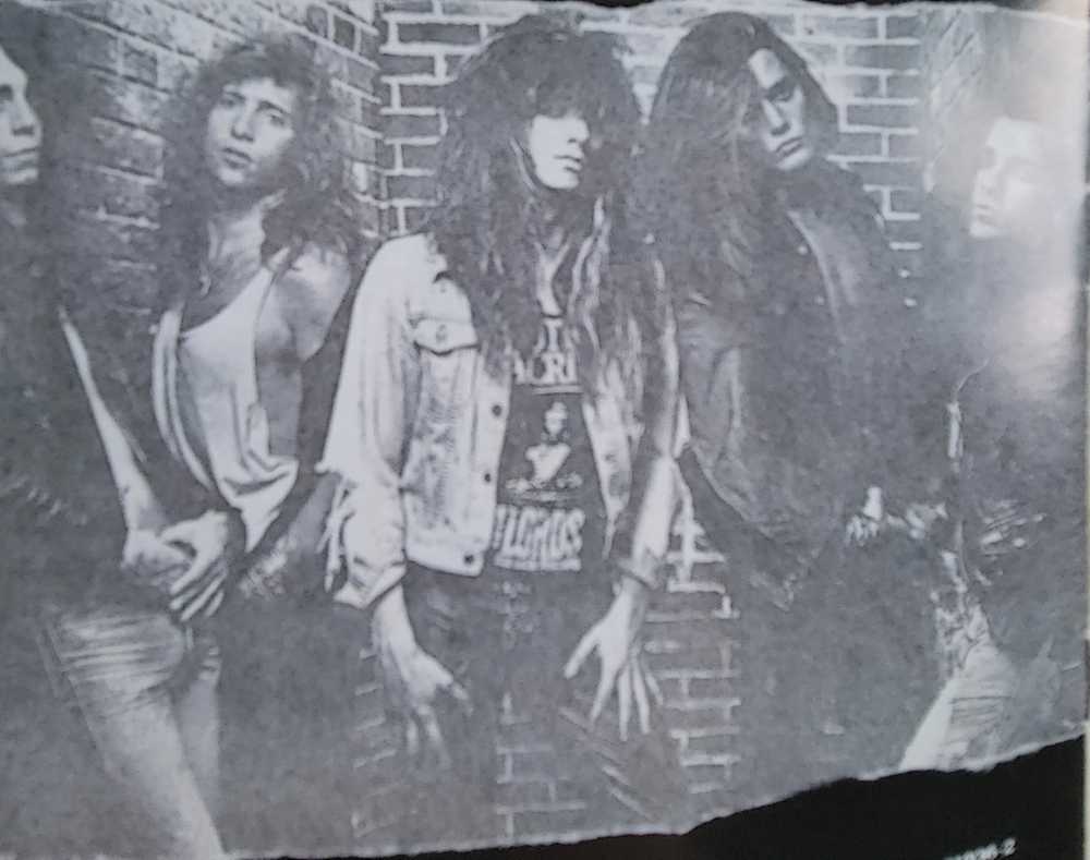 #01 Skid Row - Skid Row (CD - 40:42) music collectible [Barcode 015612193620] - Main Image 3