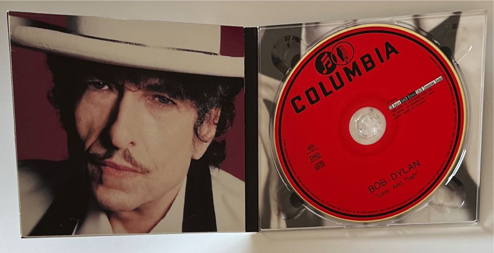 Love and Theft - Bob Dylan (SACD) music collectible [Barcode 827969034064] - Main Image 2