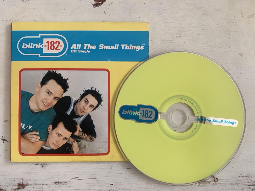 All The Small Things - Blink-182 (CD) music collectible [Barcode 008815560627] - Main Image 2