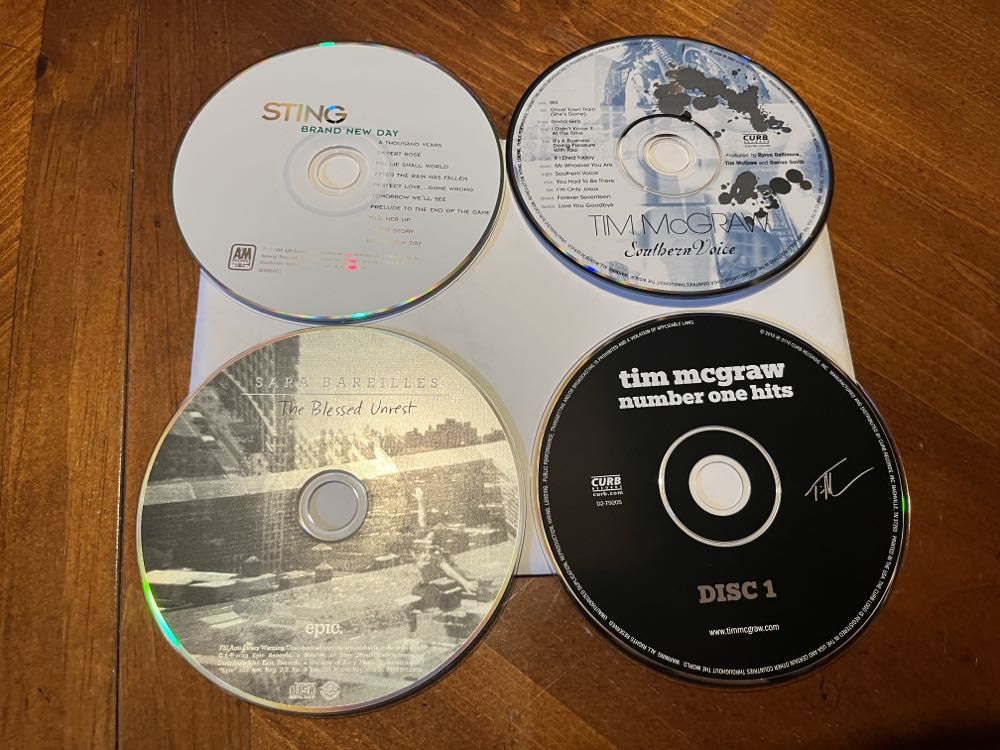 Number One Hits - McGraw, Tim (CD - 98) music collectible [Barcode 715187920521] - Main Image 3