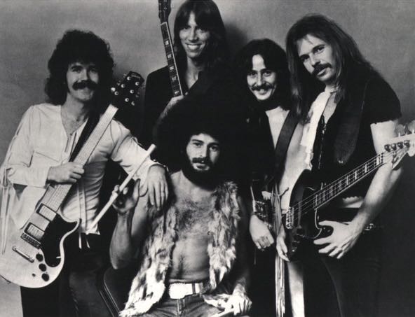 Boston - Boston (CD - 38) music collectible [Barcode 074643418829] - Main Image 4