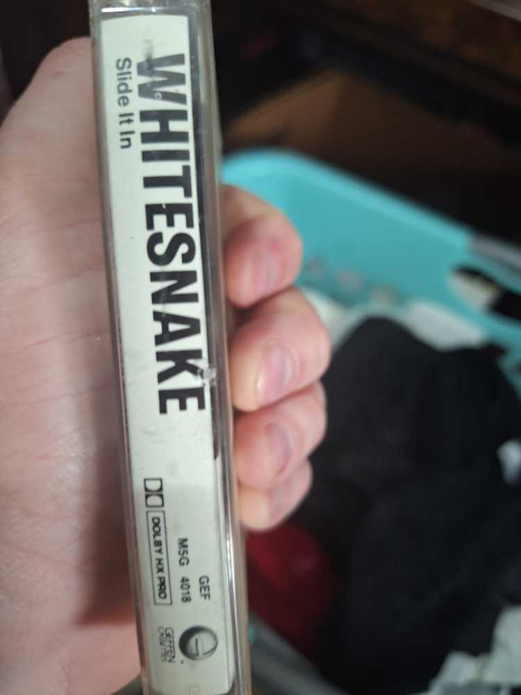 Slide It In - Whitesnake (Cassette - 41) music collectible [Barcode 075992401845] - Main Image 3