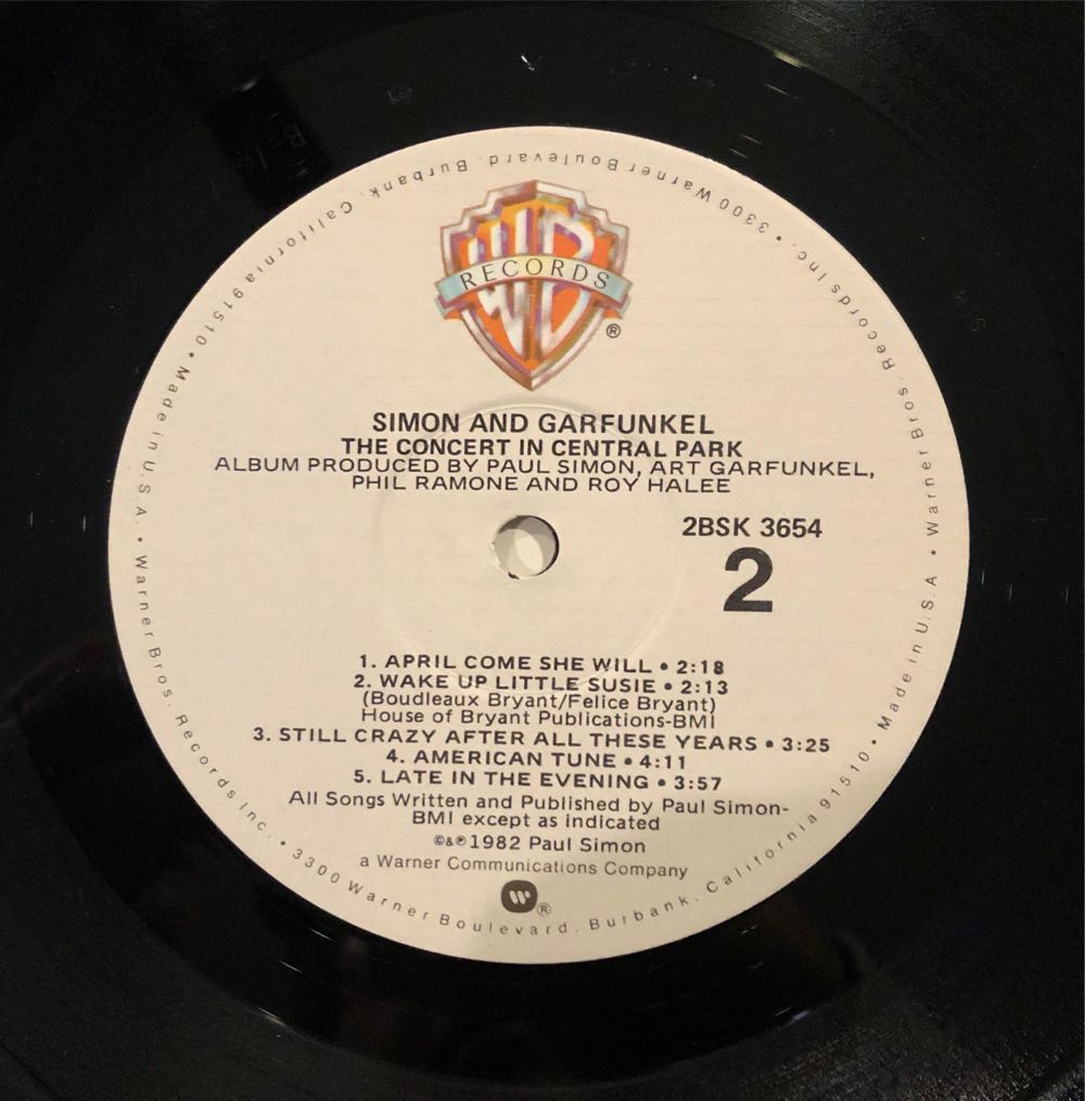 Concert In Central Park, The - Simon And Garfunkel (12” - 76) music collectible [Barcode 075992365413] - Main Image 4