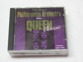 Everyday Examples Of Humans Facing Straight Into The Blow KLP 168