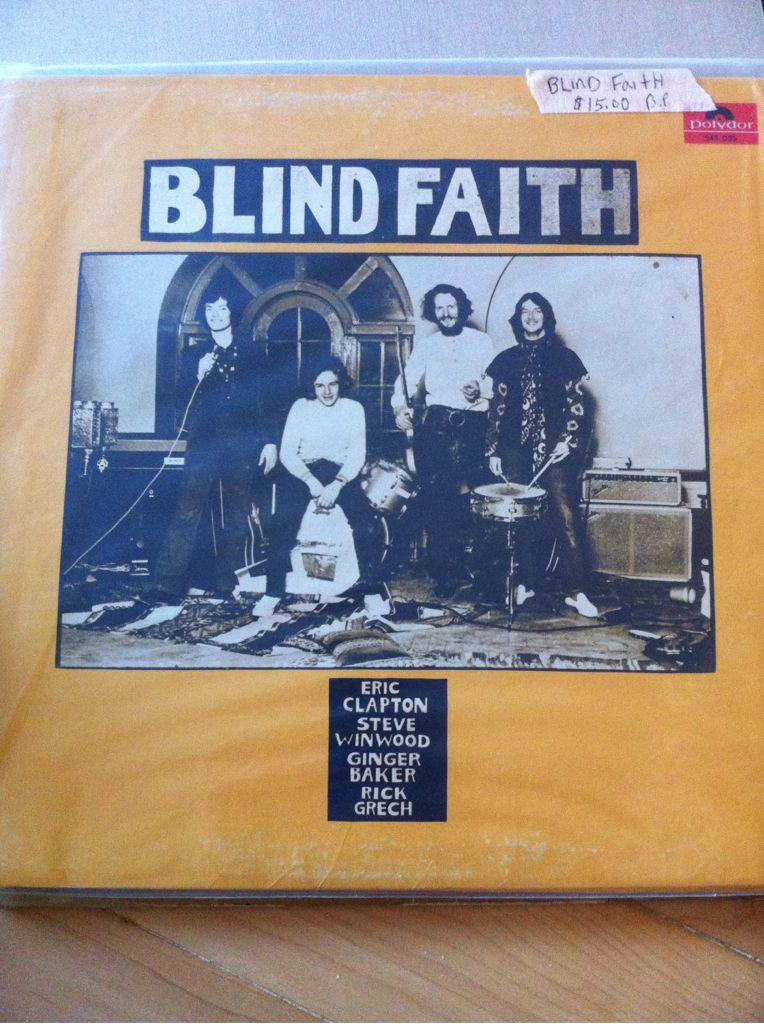 Dictators Circus - A deformed Bud -