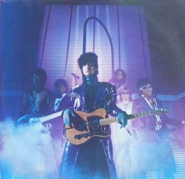 Vocalist 4 Hideaki Tokunaga