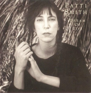 Patti Smith: Dream Of Life - Smith, Patti (CD) music collectible [Barcode 078221845328] - Main Image 1