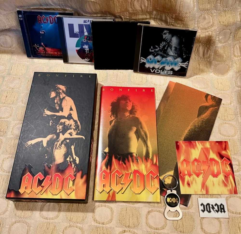 Bonfire - AC/DC (CD - 231) music collectible [Barcode 886978568229] - Main Image 4
