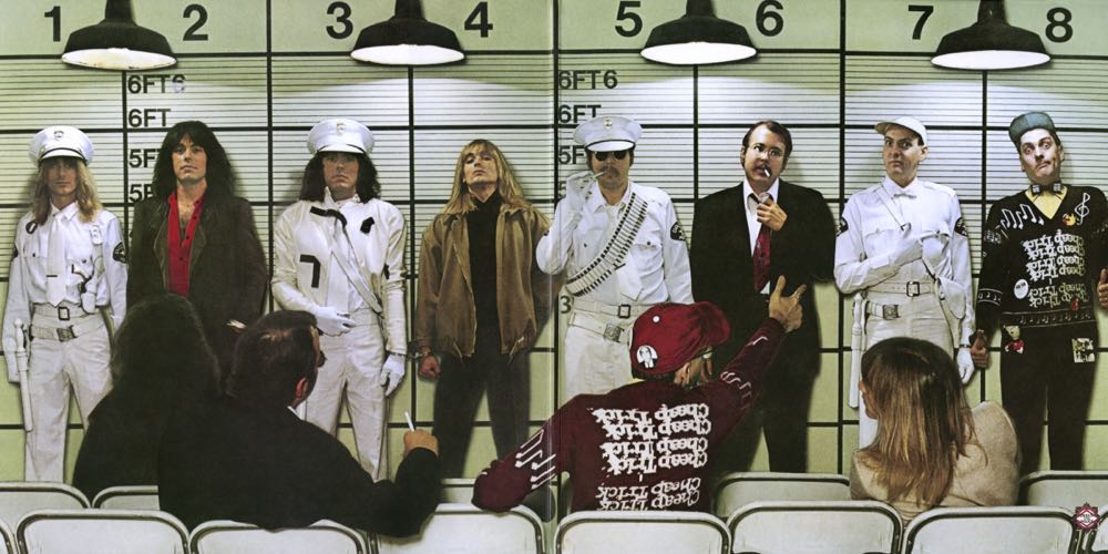 Dream Police - Cheap Trick (12” - 45:45) music collectible [Barcode 074643577328] - Main Image 4