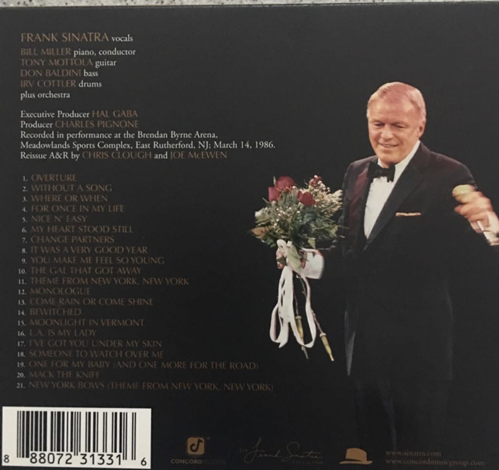 Sinatra Live at the Meadowlands - Frank Sinatra (CD) music collectible [Barcode 888072313316] - Main Image 2