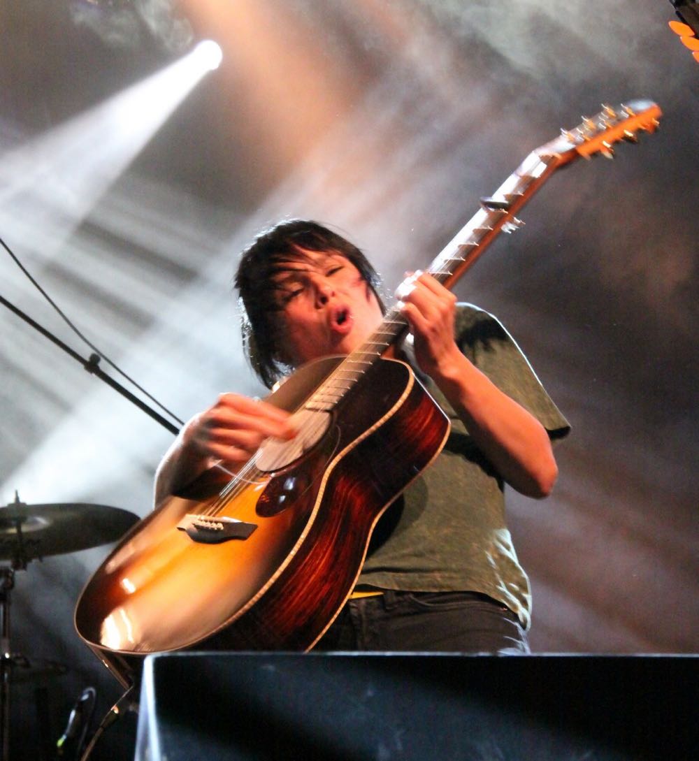 Me Myself and Us - Pascale Ricard (CD) music collectible [Barcode 619061335121] - Main Image 2