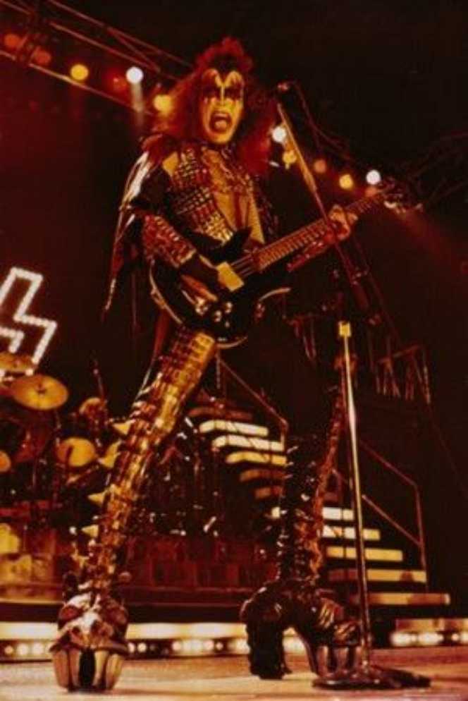 Gene Simmons (Remastered) - Kiss (CD - 39) music collectible [Barcode 731453238428] - Main Image 4