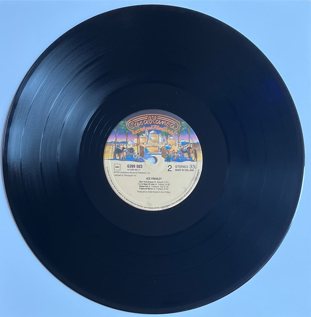 Ace Frehley - Kiss (12” - 36) music collectible [Barcode 602537864584] - Main Image 4