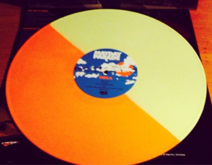 A Lesson in Romantics - Mayday Parade (CD - 47) music collectible [Barcode 714753009929] - Main Image 2