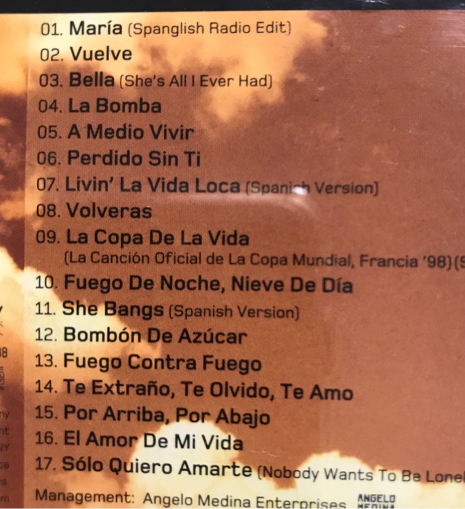 La Historia - Martin, Ricky (WMA) music collectible [Barcode 037628430025] - Main Image 2