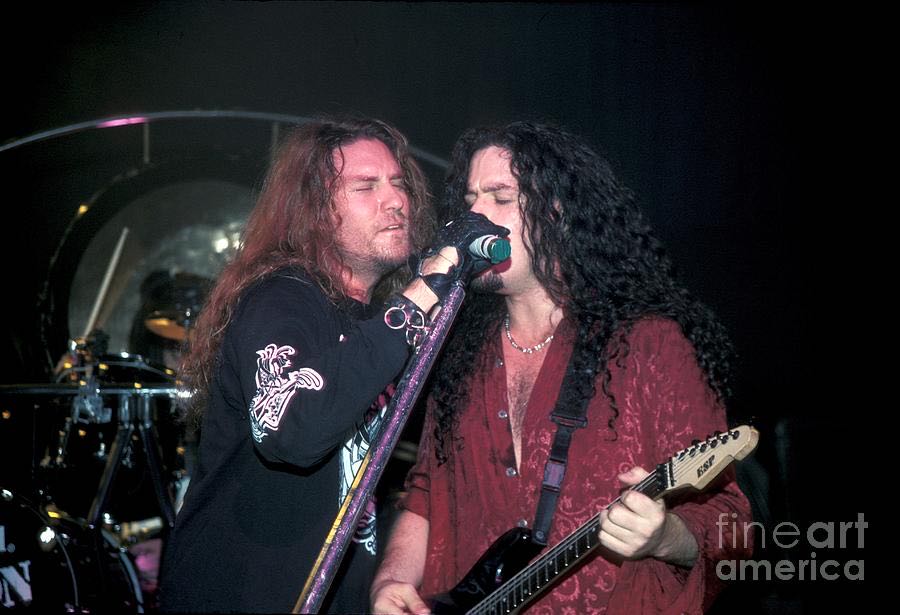 The Lizard - Saigon Kick (CD - 53) music collectible [Barcode 075679215826] - Main Image 4