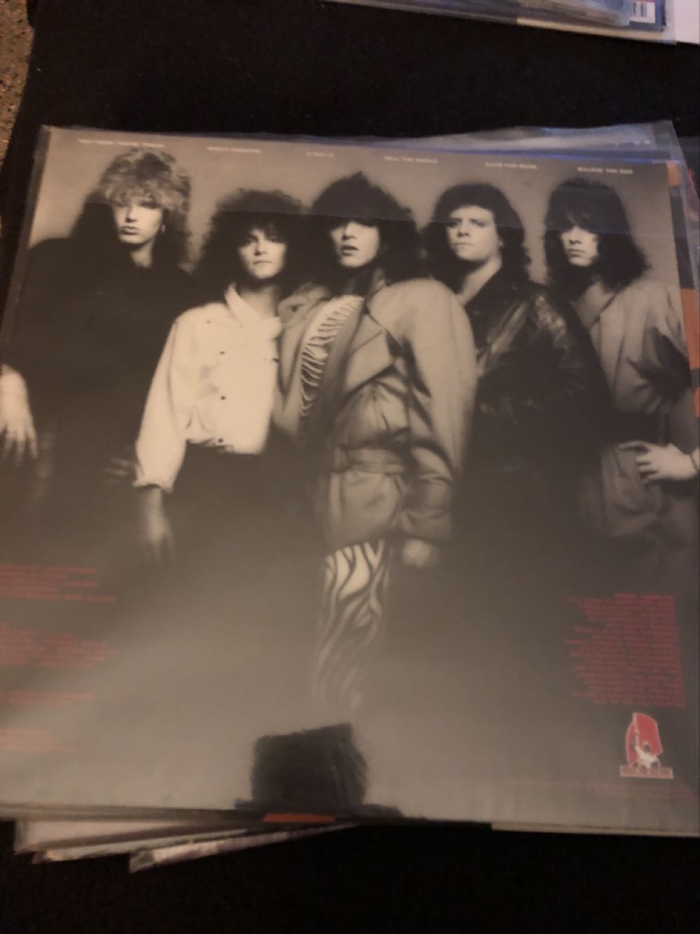 Ratt - Ratt (12”) music collectible - Main Image 2