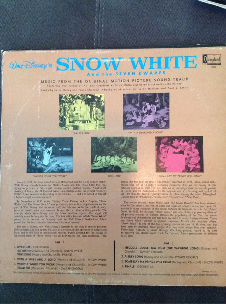 Snow White and The Seven Dwarfs - Disney (MP3 - 73) music collectible [Barcode 094635103328] - Main Image 2