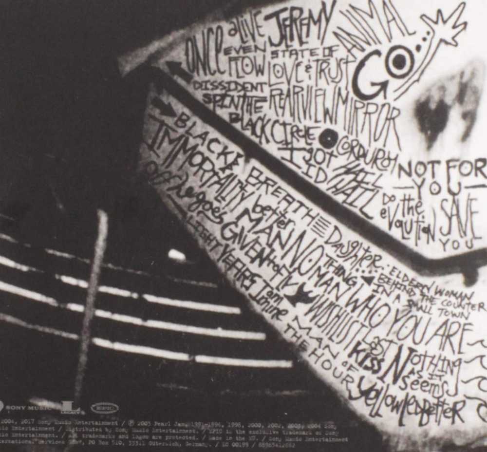 Rearviewmirror (Greatest Hits 1991-2003) - Pearl Jam (12” - 143) music collectible [Barcode 827969353523] - Main Image 2