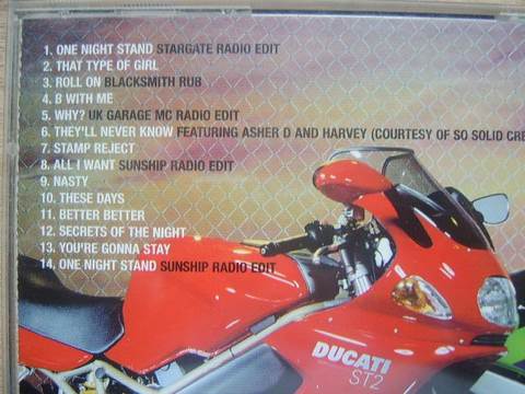 Lickin’ On Both Sides - Mis-Teeq (CD) music collectible [Barcode 5014469632127] - Main Image 2