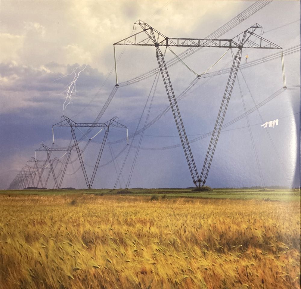 A Dramatic Turn of Events - Dream Theater (12”) music collectible [Barcode 016861776510] - Main Image 3