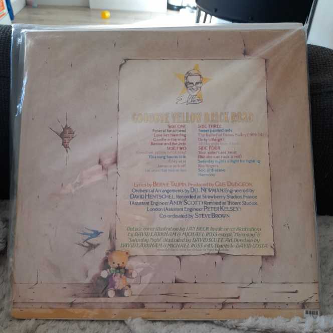 Goodbye Yellowbrick Road - Elton John (12” - 76) music collectible - Main Image 4