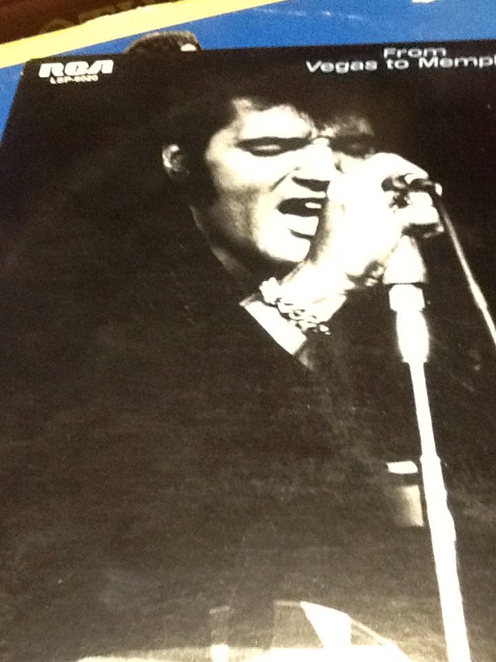 Elvis in Person at the International HotelLas VegasNevada - Elvis Presley (CD) music collectible [Barcode 078635389227] - Main Image 2