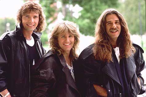 Surveillance - Triumph (12” - 45.26) music collectible [Barcode 076742208318] - Main Image 3