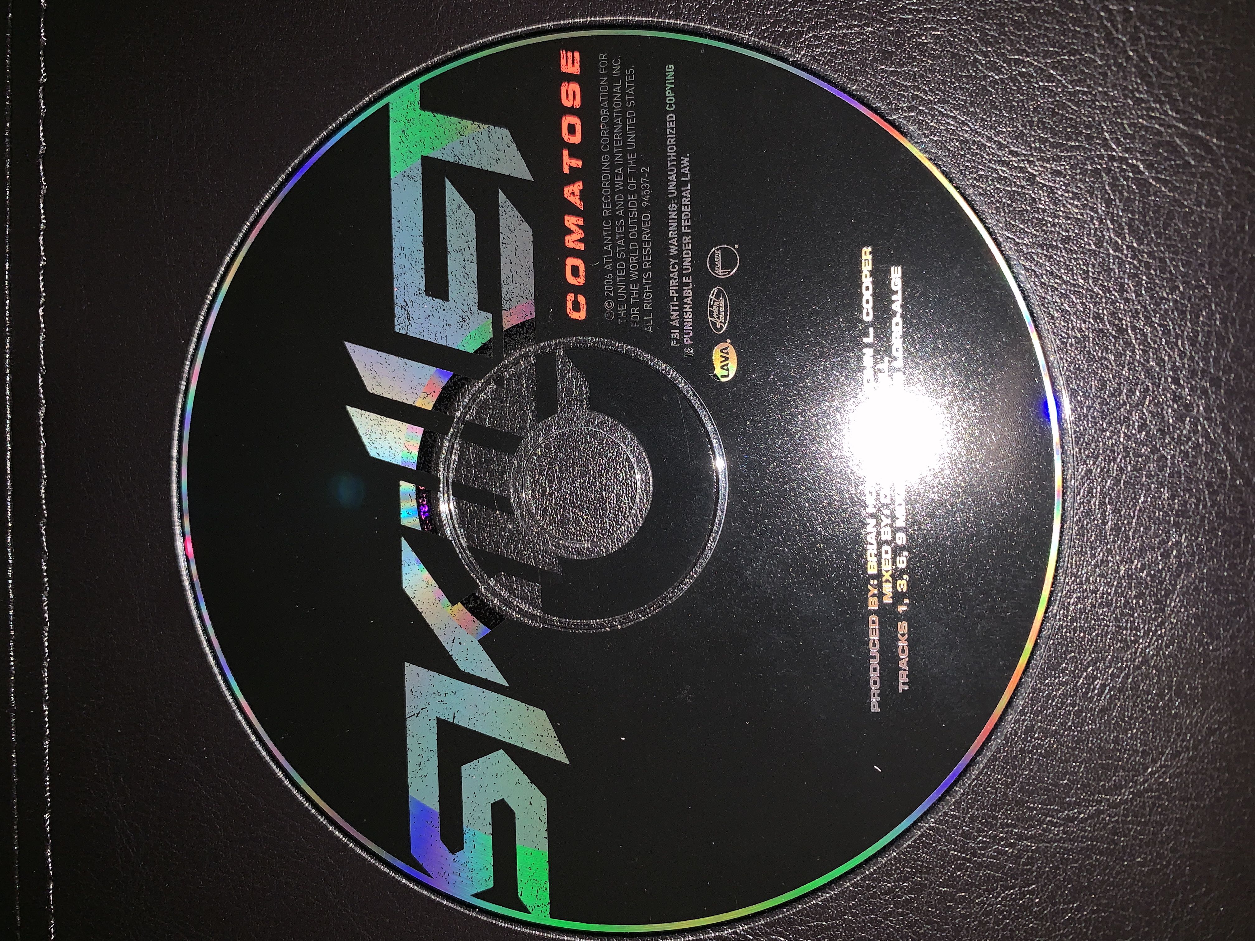 Comatose - Skillet (CD - 41:33) music collectible [Barcode 075679453723] - Main Image 4