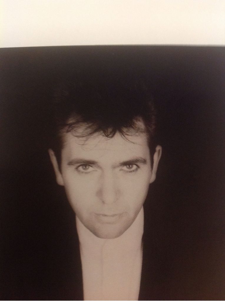 Shaking The Tree - Gabriel, Peter (CD - 76) music collectible [Barcode 2126244432624] - Main Image 2