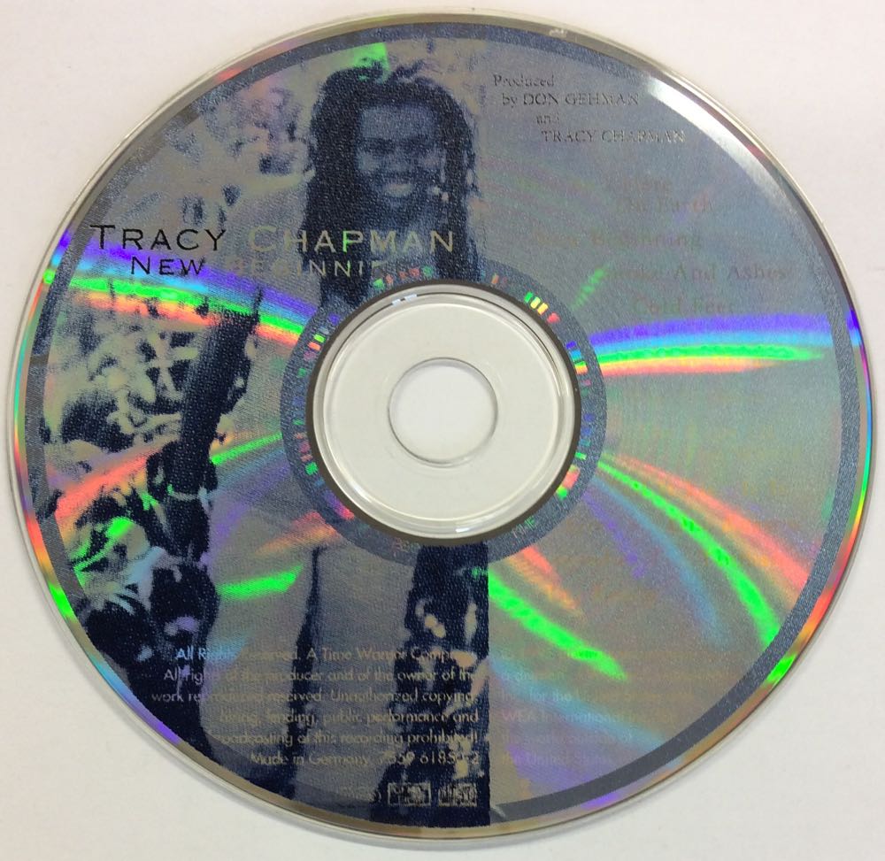 New Beginning - Tracy Chapman (CD - 62) music collectible [Barcode 075596185028] - Main Image 4