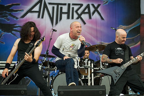 Music Of Mass Destruction - Anthrax (CD-R) music collectible [Barcode 05616275] - Main Image 4