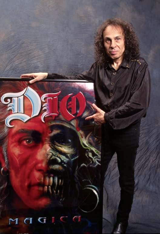 Magica - Dio (CD - 53:20) music collectible [Barcode 5036369502027] - Main Image 4