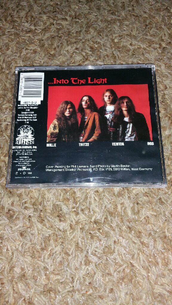 Out Of The Dark...Into The Light - Kreator (CD) music collectible [Barcode 036124482125] - Main Image 2