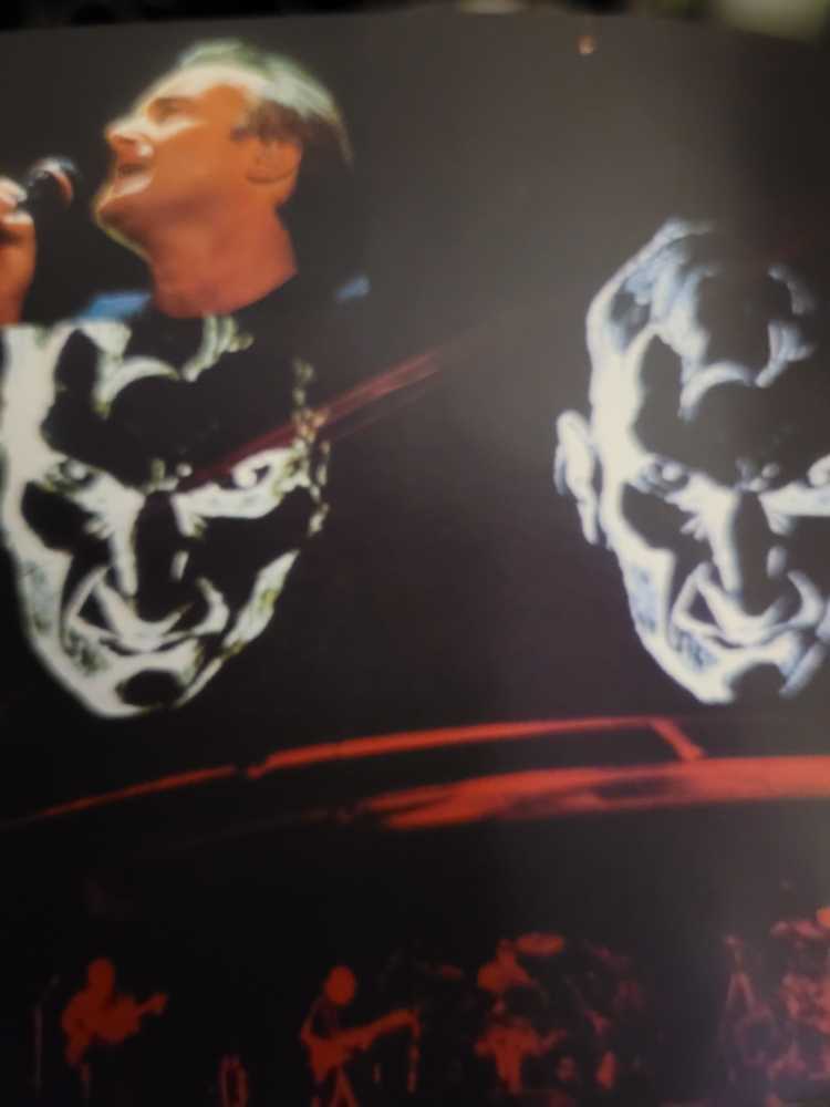 Way We Walk - Volume One - The Shorts - Genesis (CD - 63:07) music collectible [Barcode 077778656524] - Main Image 4