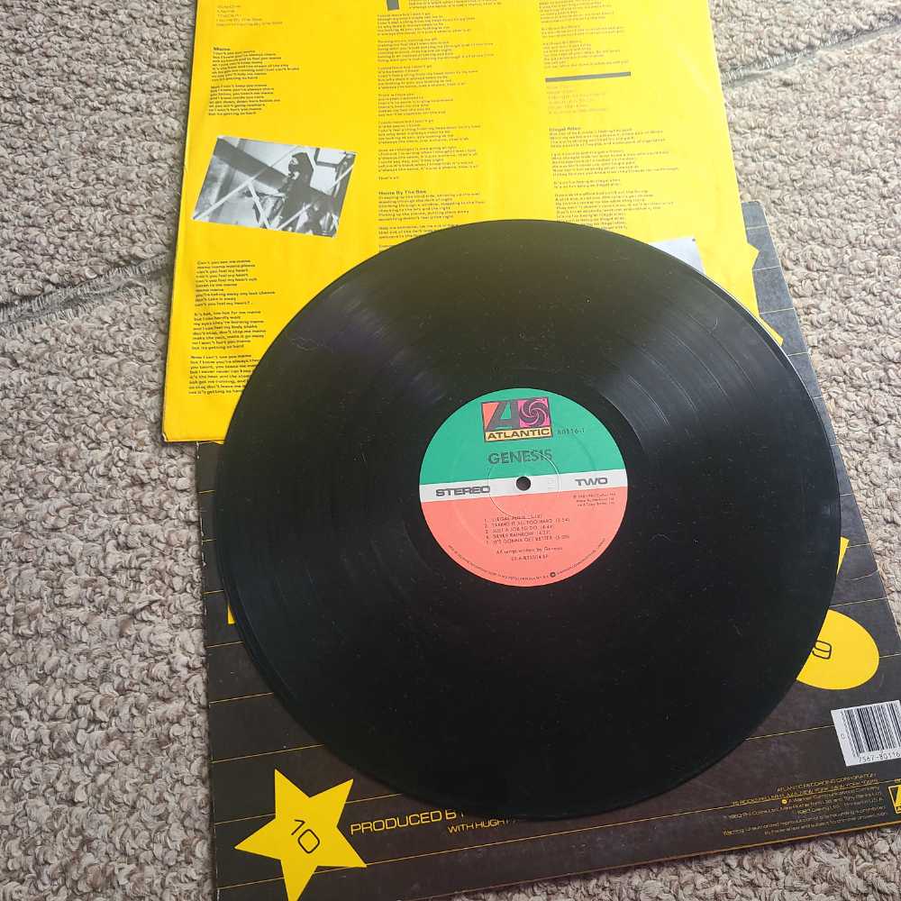 Genesis - Genesis (12” - 46) music collectible [Barcode 075678011610] - Main Image 4